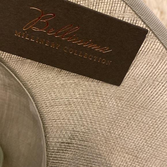 BELLISSIMA MILLINERY COLLECTION
Bow Sinamay Hatinator Hairslide one size green - Picture 6 of 8